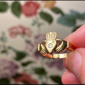Claddah Ring 14 kt gold with Diamond accent